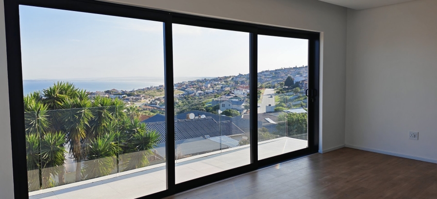 4 Bedroom Property for Sale in Dana Bay Western Cape